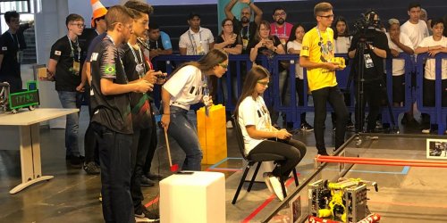 Torneio de Robótica Torneio de Robótica